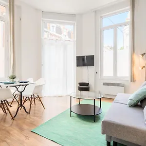 Appartement Saint Maurice - Charming With Courtyard 